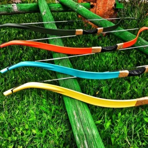 Geleneksel Okçuluk Başlangıç Yay Seti (40-45Libre)