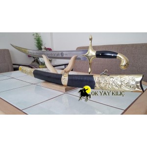 Kınlı Türk Kılıcı